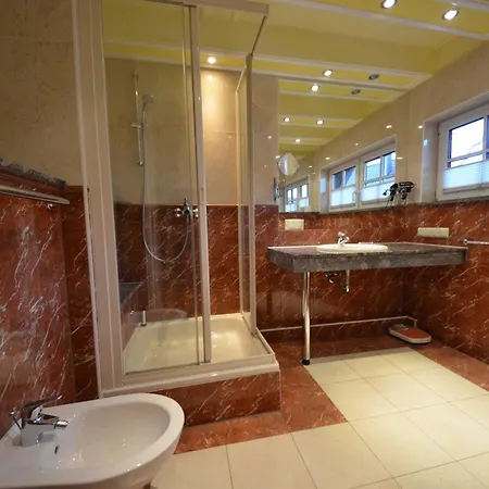 Reethaeuser 17 Fam Kroening * Groß Zicker