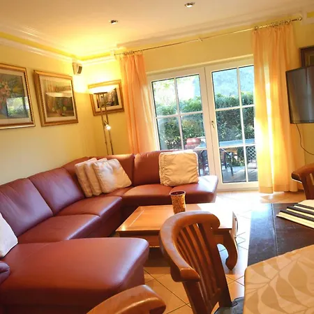 Reethaeuser 17 Fam Kroening Vakantiehuis